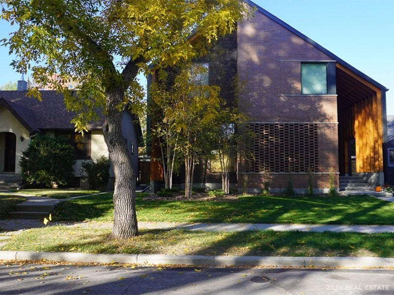 Roxboro Homes for Sale in Calgary’s City Centre Liv Real Estate® Listings